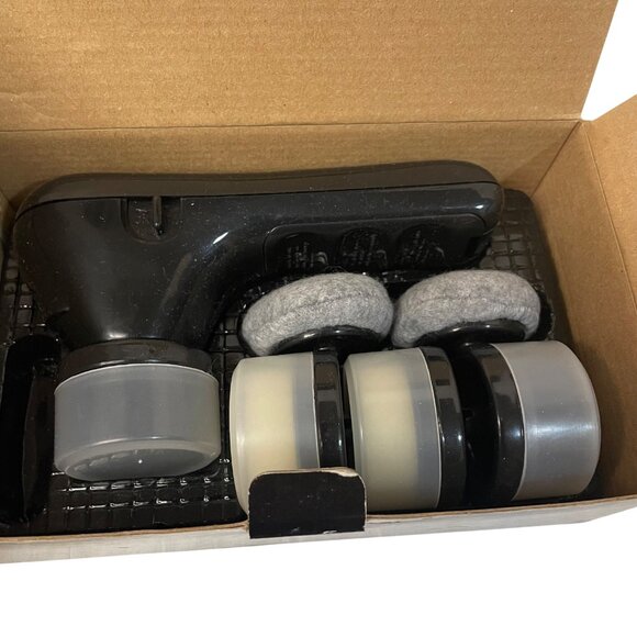 Park Avenue Battery Operated Shoe Polisher Kit With Brushes & Buffers - Picture 2 of 3